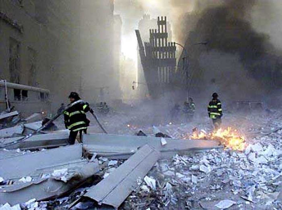 wtc_firemen_hose.jpg