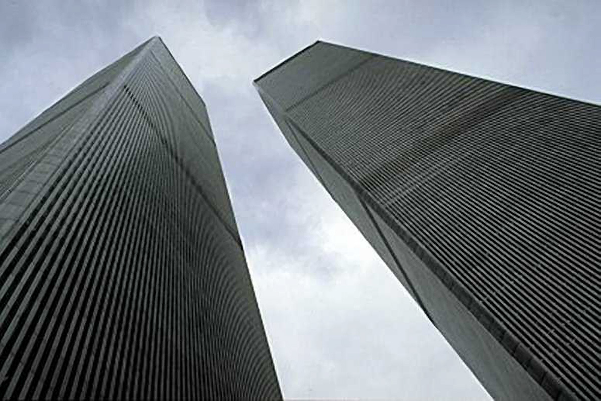 wtc_twins_below2.jpg